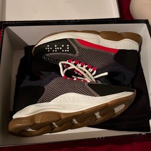 Versace Chain Reaction